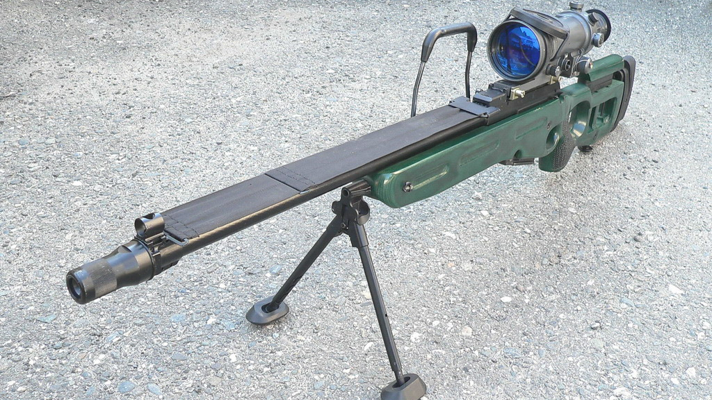 俄罗斯SV-98栓动式狙击步枪(俄语:СВ-98,意为:1998型狙击步枪)